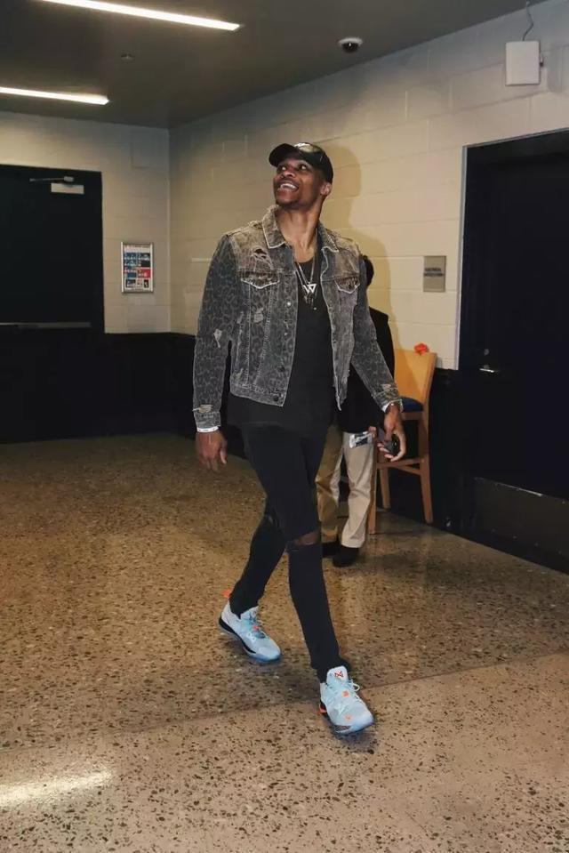 正是在这一 正是在这一