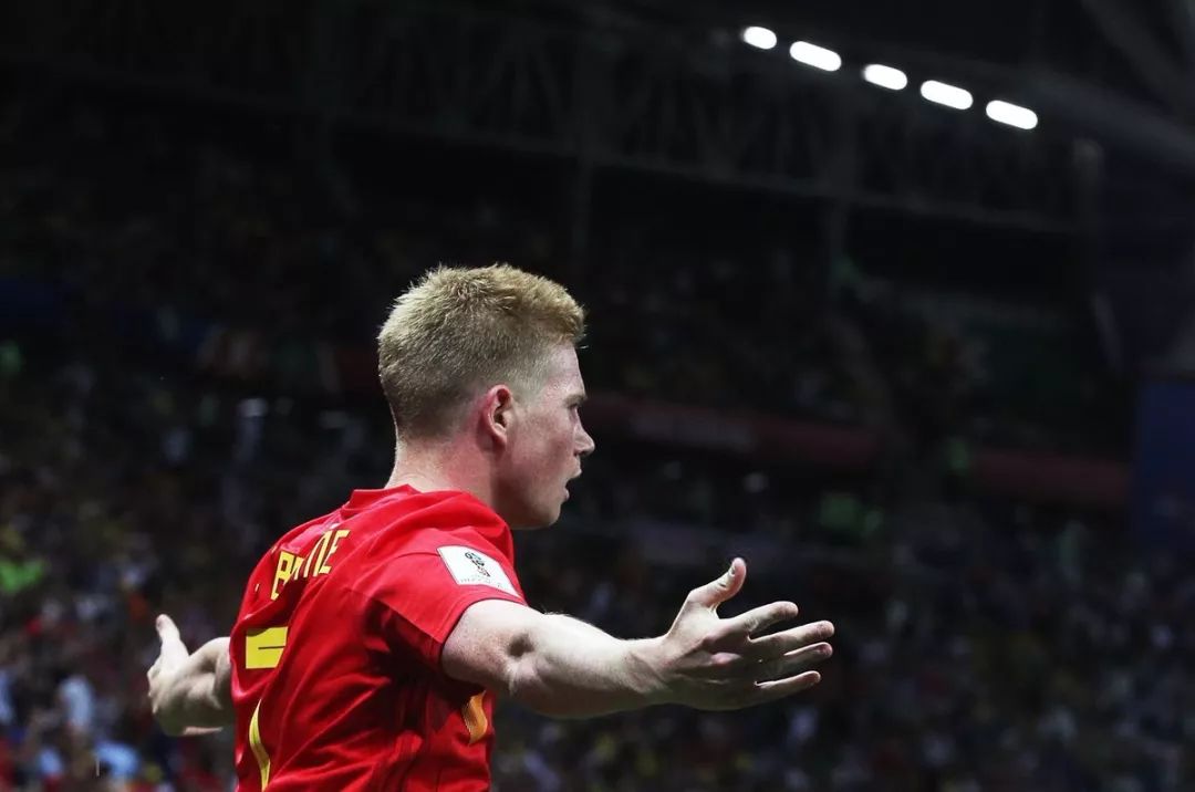 力与持球创 力与持球创